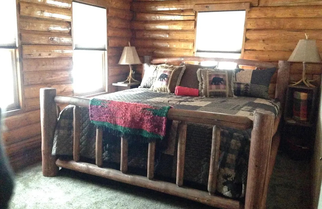 Alaska'S Harvest Bed And Breakfast And Luxury Log Cabin-1